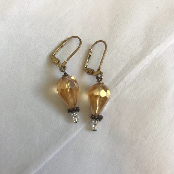 3/$15 Vintage Gold Earrings - Picture 1 of 4